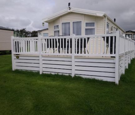 Bude Caravan Caromax - Families and Couples Only
