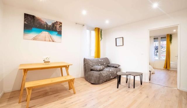 Budget Apart City Centre With Parking