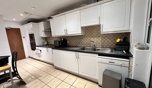 Budget Double Room in Hammersmith