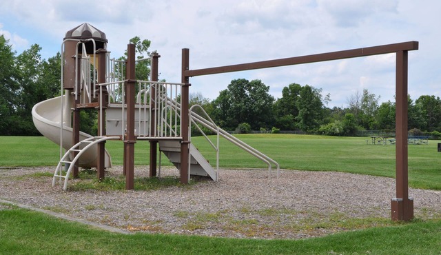 Budget-friendly Accommodation! Indoor Pool, Pets Allowed, Free Breakfast