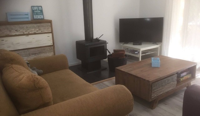 Budget Friendly Family Cape Escape - BYO Bed Linen & Towels, small dog friendly