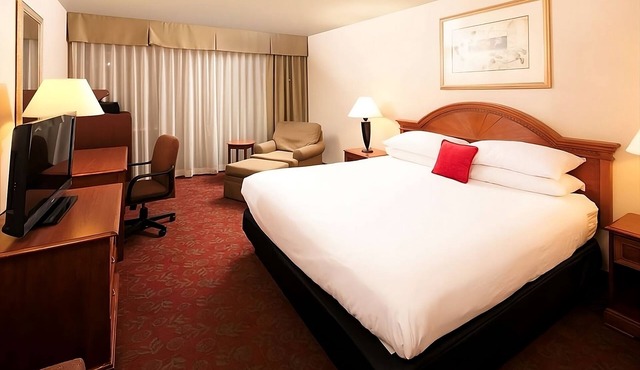 Budget-Friendly property! Free Parking, Free Breakfast, Near St George Temple