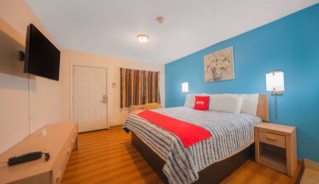 Budget-Friendly Room Close to Bend’s Scenic Outdoor Attractions