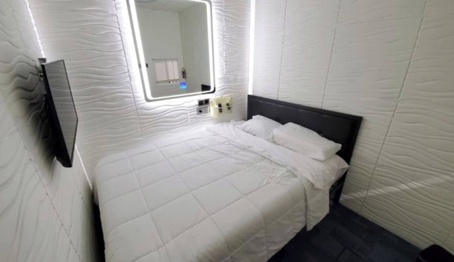 Budget-Friendly Room| Free Coffee | Downtown