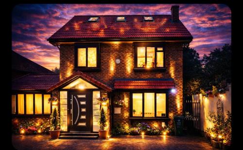 Budget Good Night Sleep- Near PRUH - Bromley and Orpington - 20 Mins from London Bridge