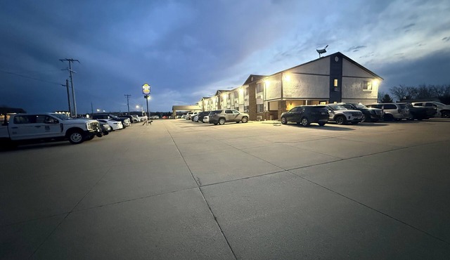 Budget Inn and Suites