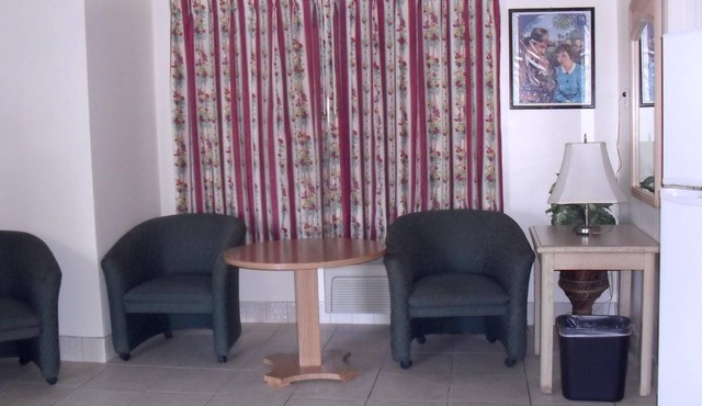 Budget Inn Boron