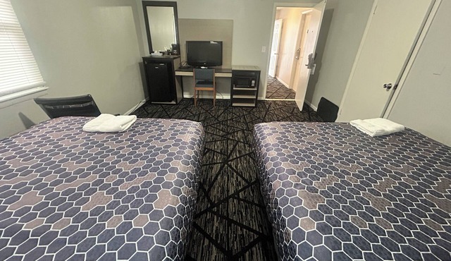 Budget Inn Oskaloosa US 63 Near Pella