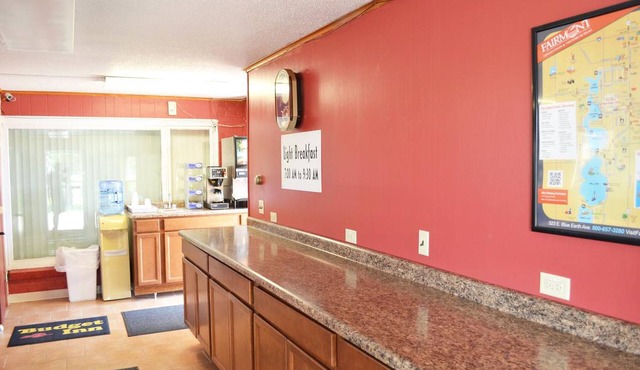 Budget Inn