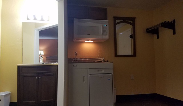 Budget Inn