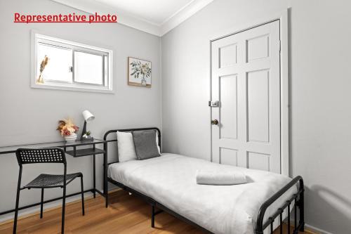 Budget Single Room in Belmore - Convenient Stay Near Shops - Shared Bathroom