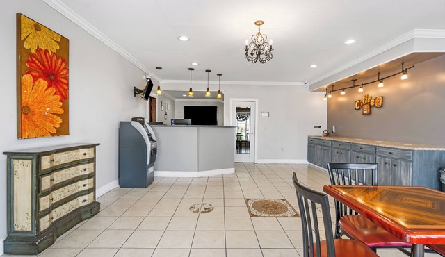 Budgetel Inn and Suite