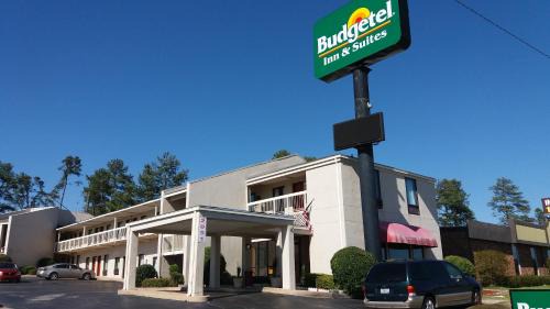 Budgetel Inn and Suites- FORT GORDON