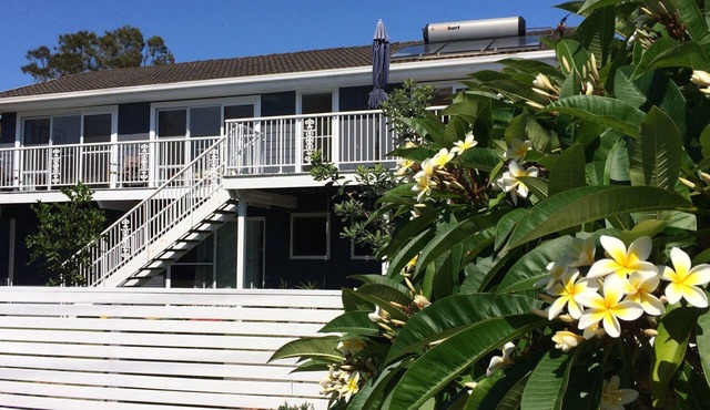 Budgewoi Blue Beach House