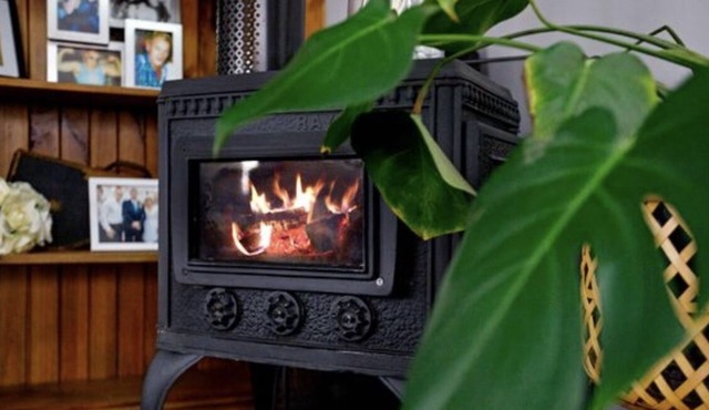 Budgewoi home between 2 Lakes & 5 minutes from Budgewoi Beach