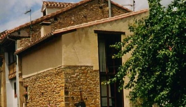 Buelles: Cottage, quality and warmth between the mountains and the sea
