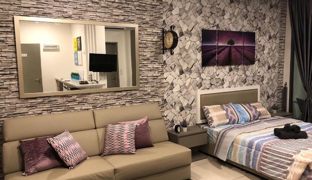 Buff Evo Soho Bangi Sentral with NETFLIX & WiFi