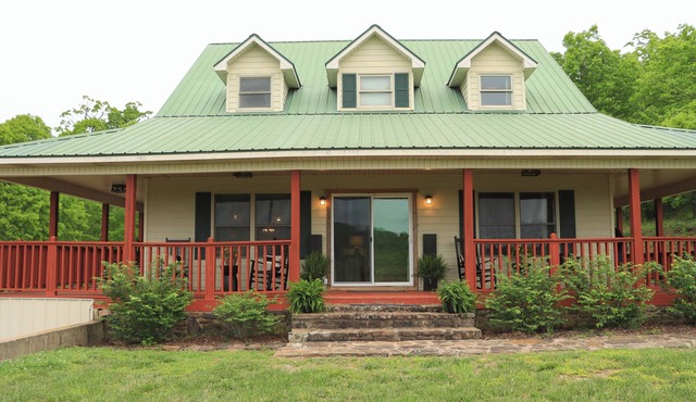 Buffalo River Getaway Steps to Scenic Bike Trails & Outdoor Adventure