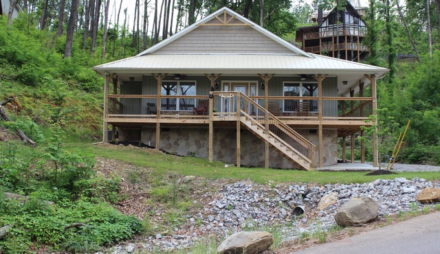 Built in 2018 this is a charming, spacious chalet that sleeps 6!