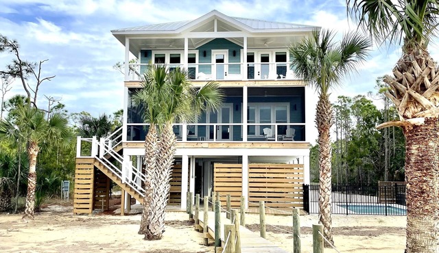 Built in 2021 - Bayfront- Pool -Dock - Elevator - Short Walk to Beach
