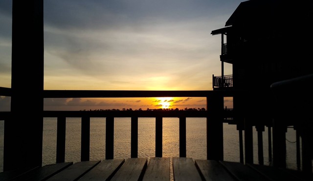 Built Over Water Apartment@Lagoon Resort