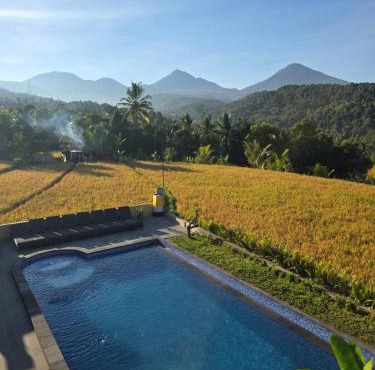 Bukit Luwih House