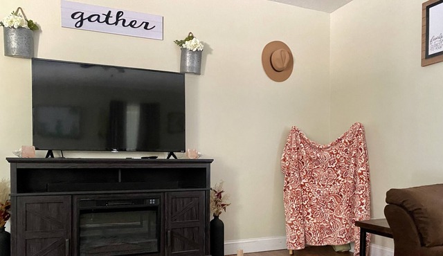 Bullshoals Lake & White River-Farmhouse Cottage