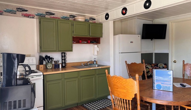 BullShoalsLakeBlueWatersResortCabin2