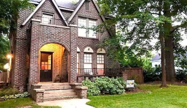 Bully's Brownstone: Spacious 4-bedroom house in amazing Starkville