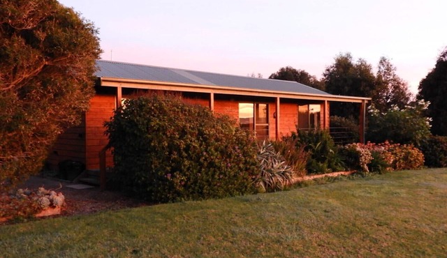 Buln Buln Cabins (Cabin 1)