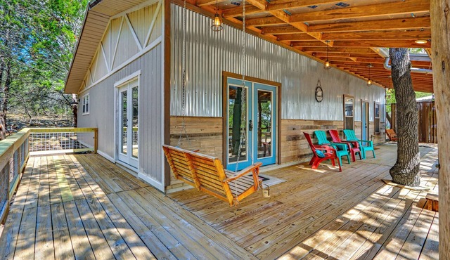 Bulverde Cottage at Moonlight Getaway
