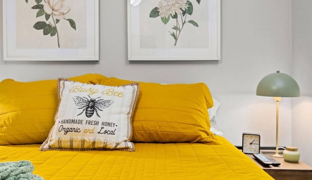 Bumble Bee Cottage - Quiet comfort for 2