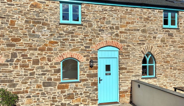 Bumblebee Cottage - UK49210