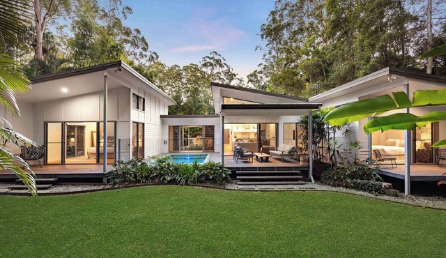 Bundaleer Rainforest Trio—A Luxe Wellness Retreat