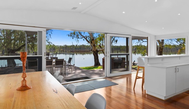 Bundalong Beauty located on the golden mile at Bundalong