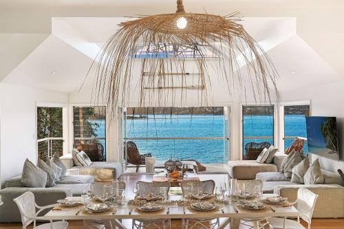 Bundeena Sands Barefoot Private Beach Oasis