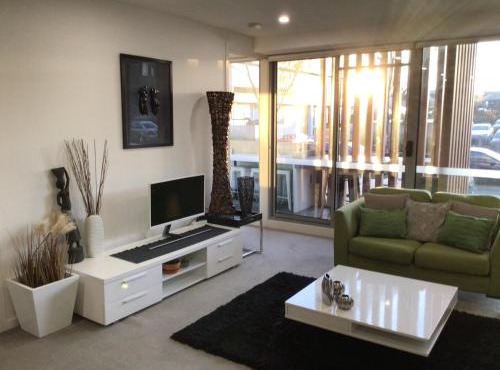 Bundoora Uni Hill 2bdr 2bth 1car