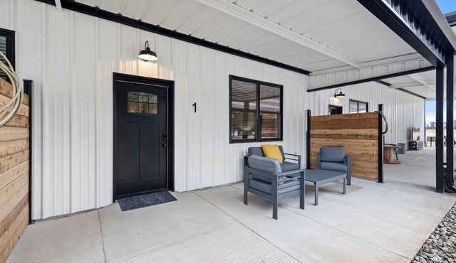 Bungalow 1 @ Barndo Bungalows