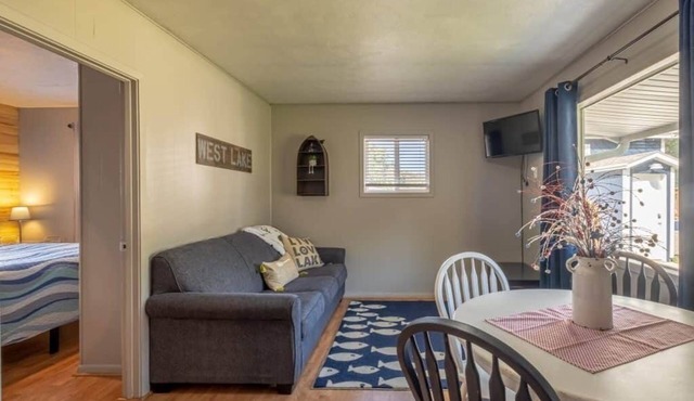 Bungalow 5: Lake Livin’ Bungalow