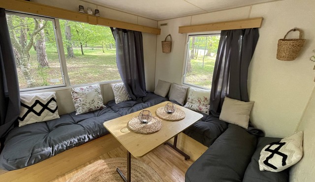 Bungalow 'Charmant Mobile Home En Foret' with Shared Pool, Private Terrace and Shared Garden