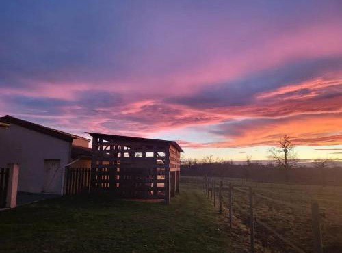 Bungalow confortable près de Valeille, 43 m² avec jardin