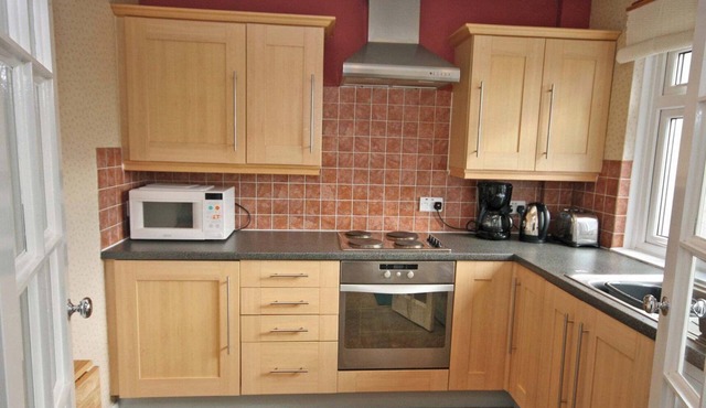 Bungalow for couples in the pretty village of Bowden in the heart of the Scottish Borders.