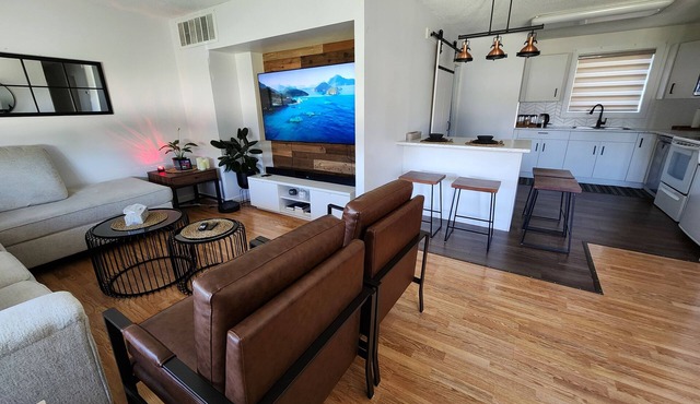 Bungalow House Winnipeg -Short Term/Monthly Rental