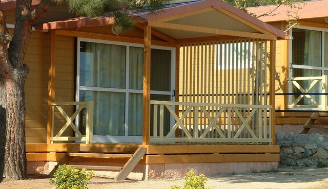 Bungalow in Calella near Sea & Mountains