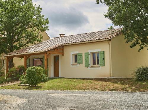 Bungalow in Lanzac with Private Terrace