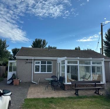 Bungalow in Talacre