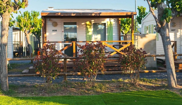 Bungalow in Xilxes with patio for couple