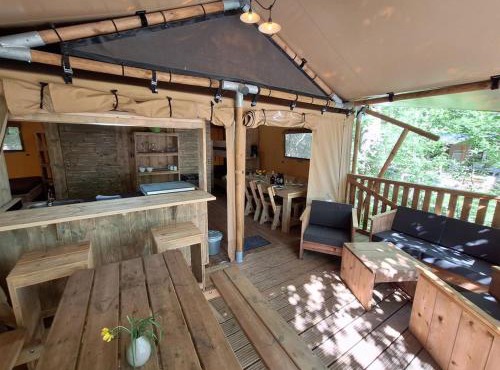 Bungalow toilé avec terrasse pour 6 personnes - API-1-52-1503