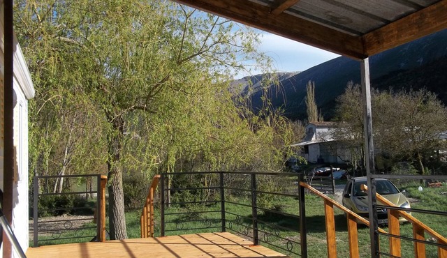 Bungalow with Mountain View, Private Terrace and Private Garden