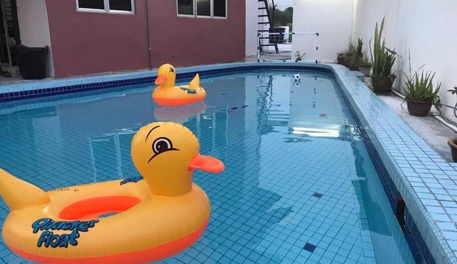 Bungalow with Private pool at Kajang Sg Chua